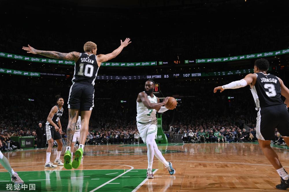 和极具沉浸 和极具沉浸